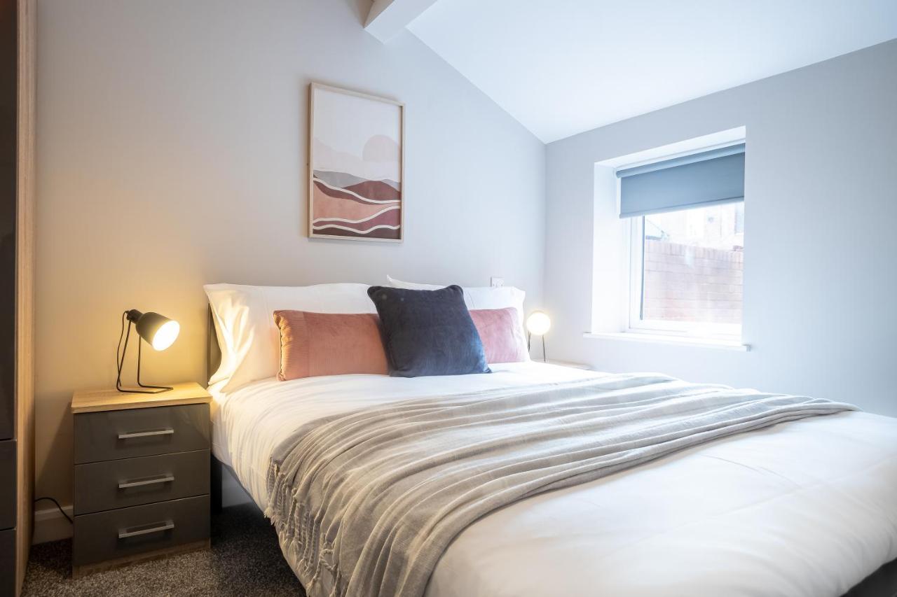 Elegant 1 Bedroom Apartments View & Parking By Opulent Sunderland (Tyne and Wear) Extérieur photo